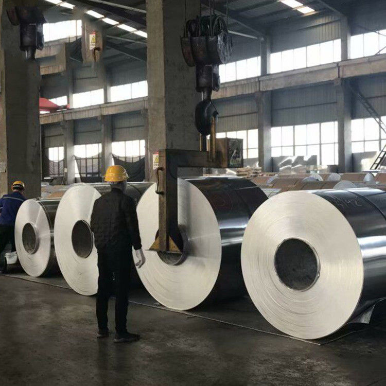 Α1100 H14 Α3003 Α3004 Α3105 Αντικατάστατη στη διάβρωση Πλασμένο πλάτος 1000 mm 1500 mm Αλουμινίου περιέλιγμα
